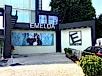 Emelda Yan Cephe Çalışması