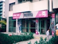 Rehau Işıklı Bayi Tabelası