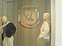 Vakko Logosu ve Arka Zemin